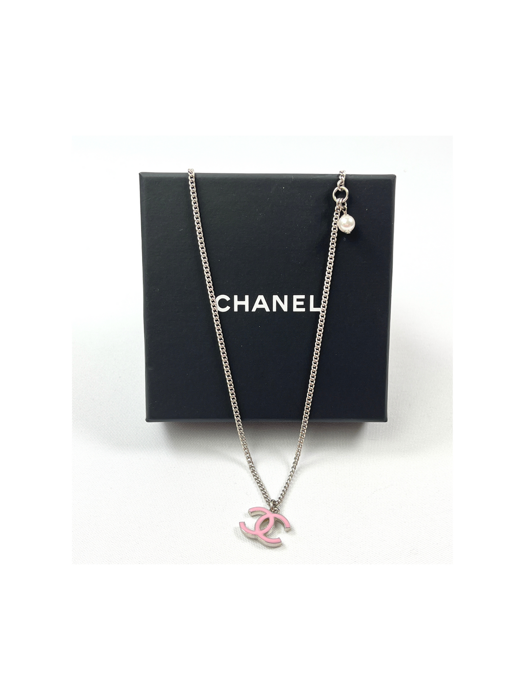 CHANEL - ENAMEL CC NECKLACE SILVER PINK