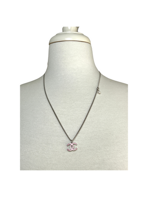 CHANEL - ENAMEL CC NECKLACE SILVER PINK