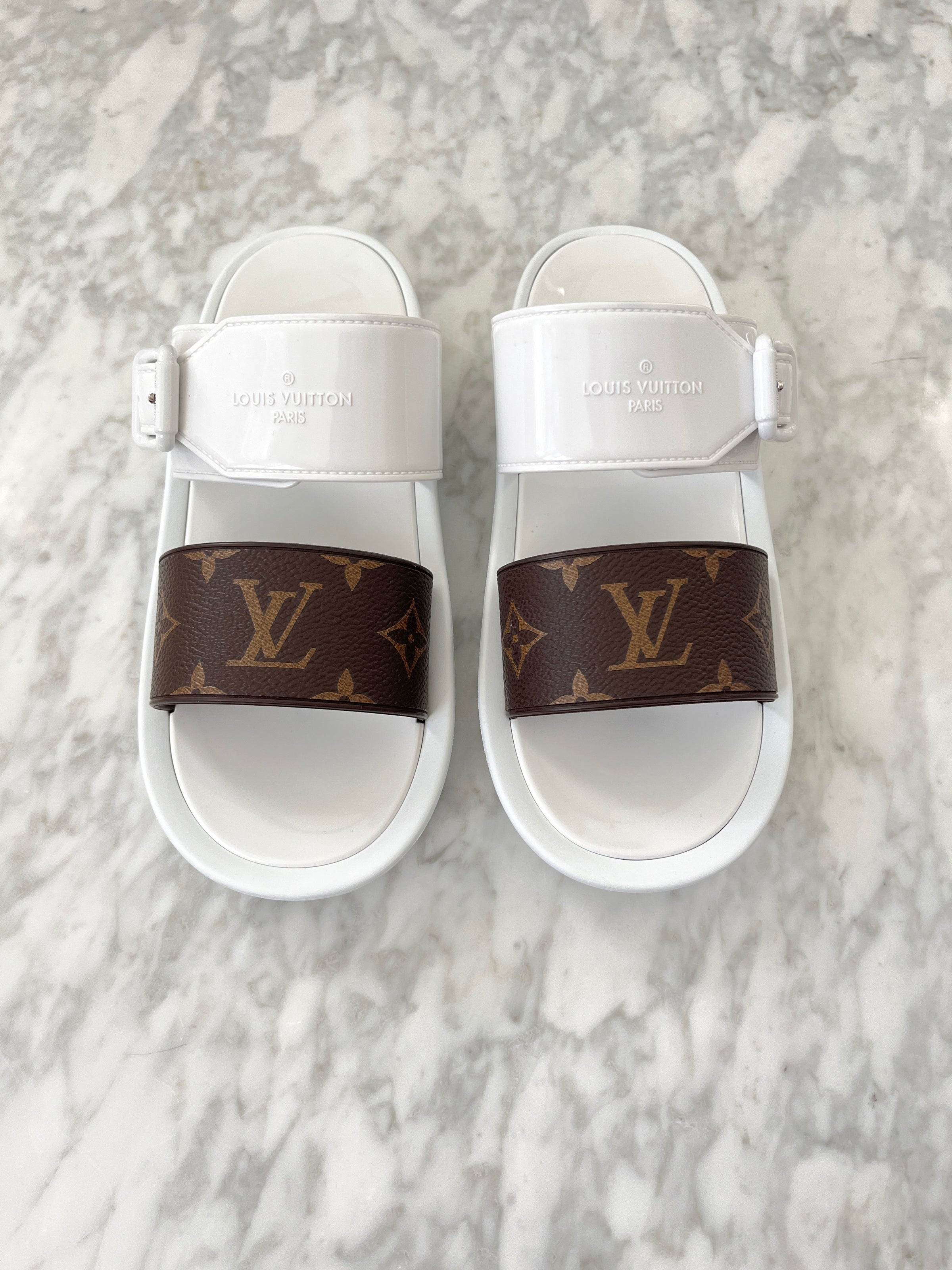 Louis Vuitton Flat Mule Slides – Luxxe