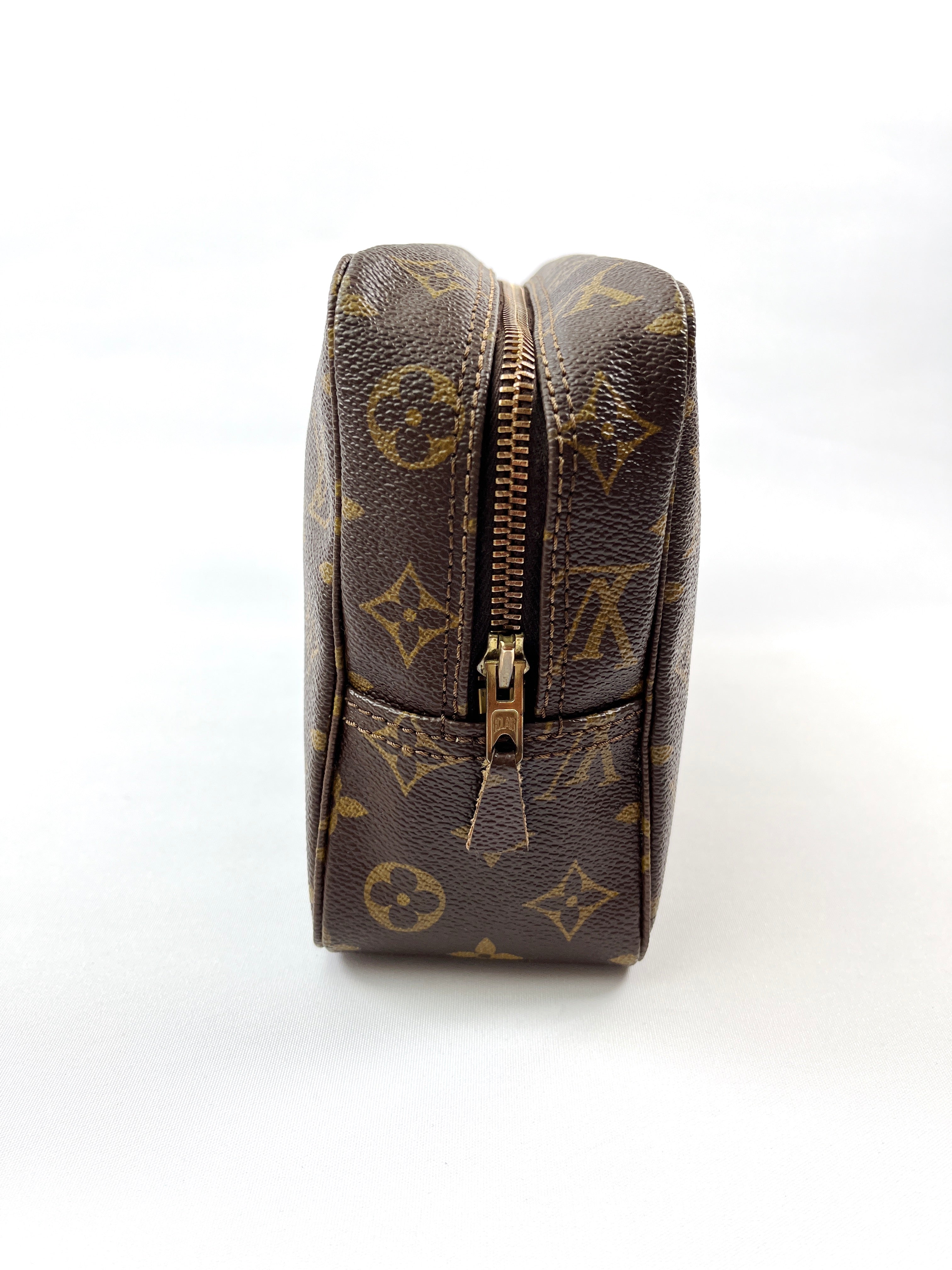 Woodstreetphilly Cosmetic Bag Louis Vuitton Trousse Toilette 28