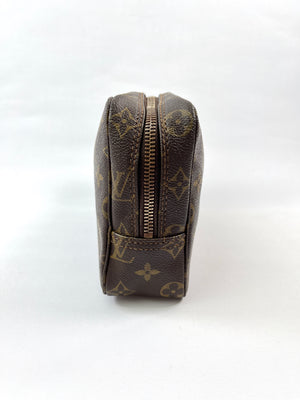 LOUIS VUITTON - TROUSSE TOILETTE 23 MONOGRAM - YR 1983