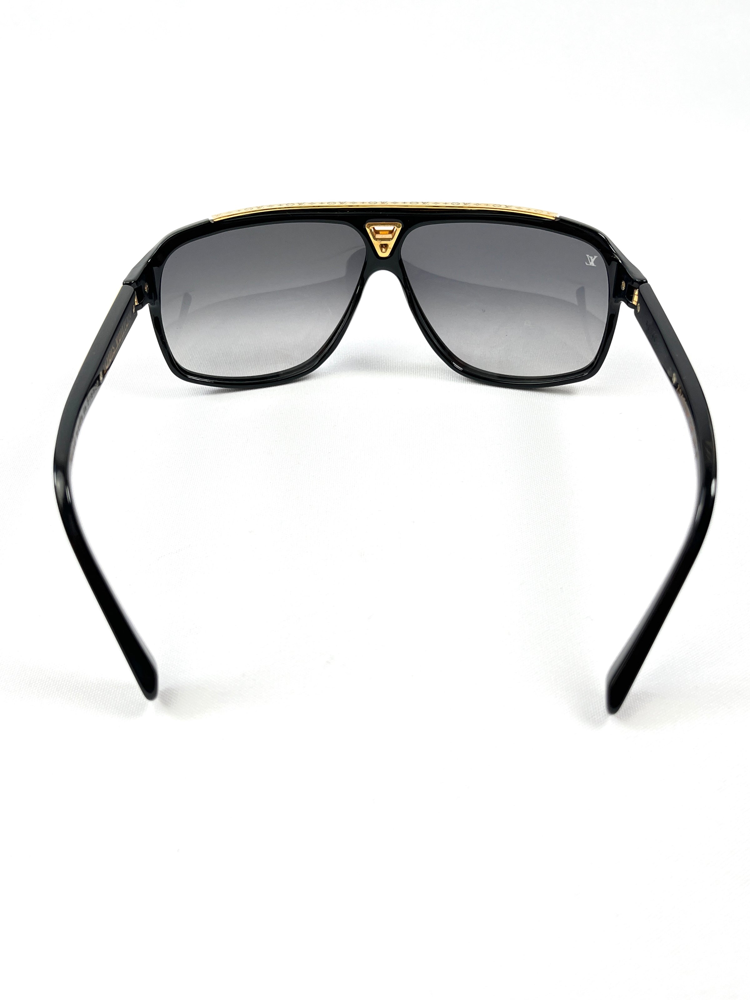Z0350w Black And Gold Louis Vuitton Sunglasses Louis Vuitton Black