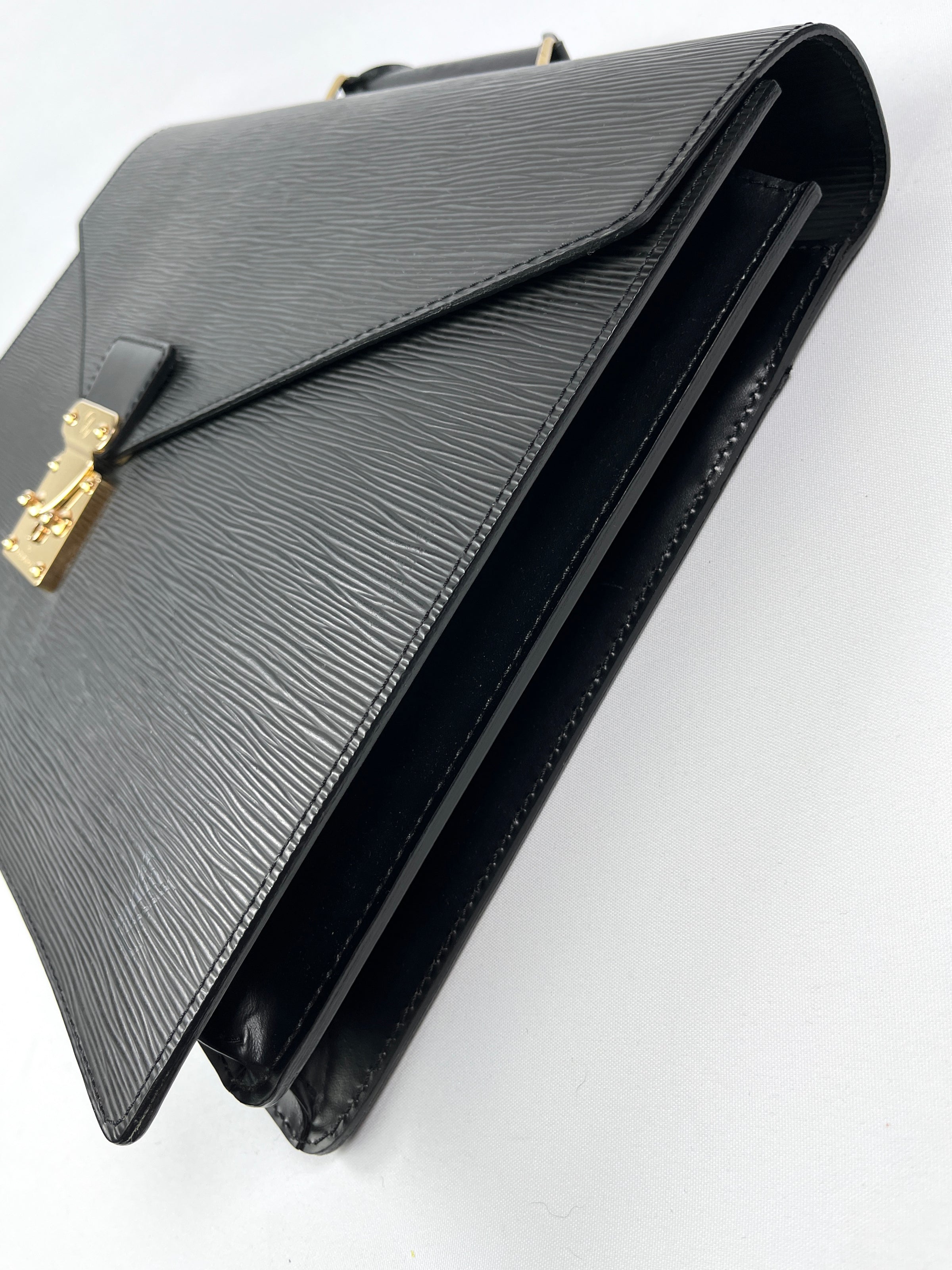 Lot - Louis Vuitton Black Epi Leather Serviette Ambassador Briefcase