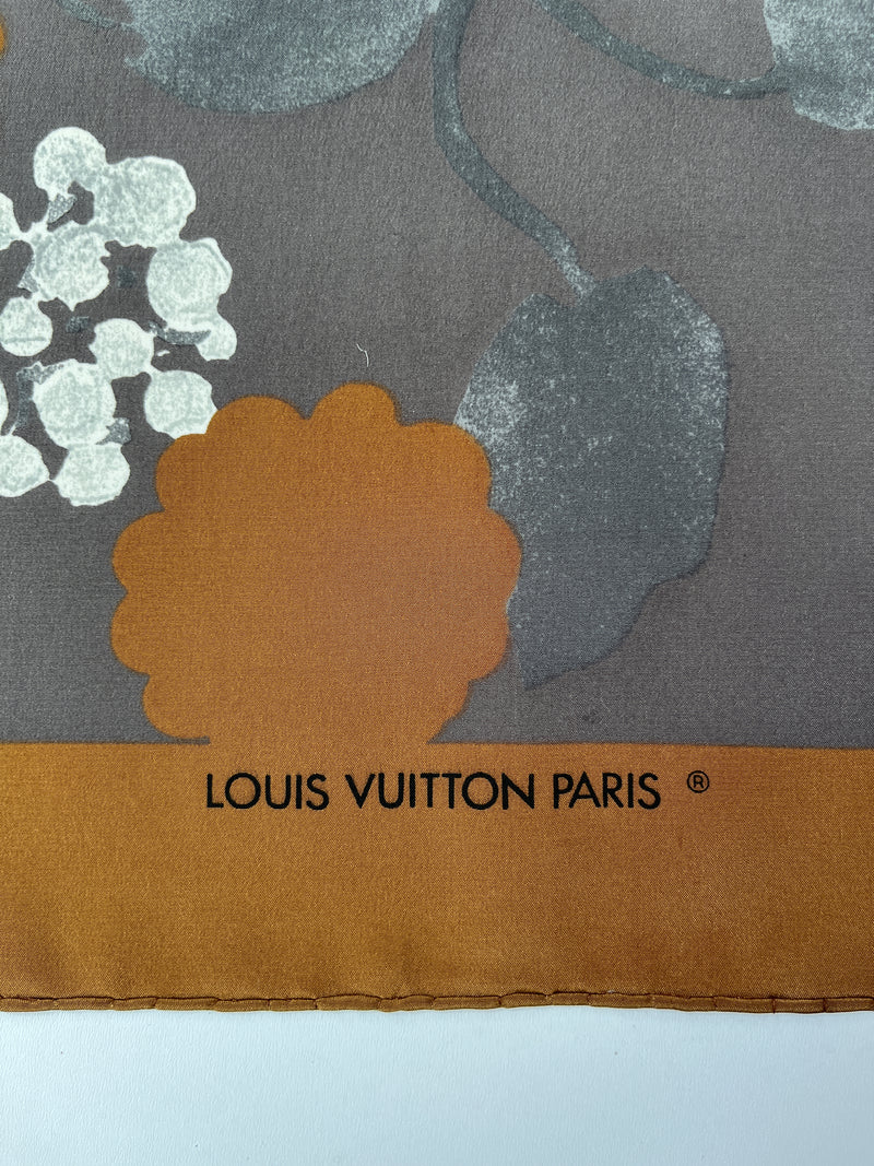 LOUIS VUITTON - VINTAGE LV X RICHARD PEDUZZI SCARF