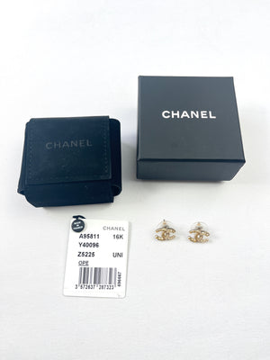 CHANEL - RESIN INLAY CC STUD EARRINGS