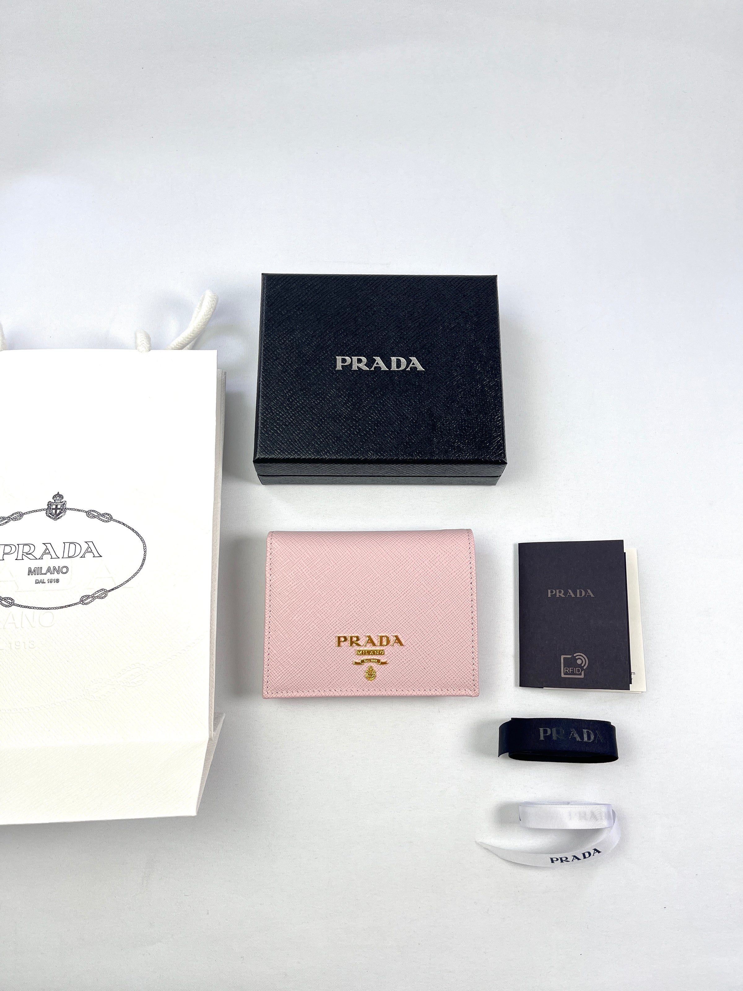 Prada wallet 2025 box