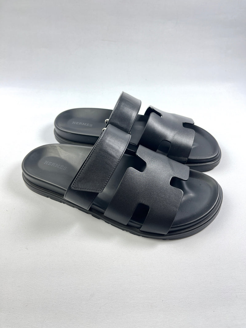 HERMES - CHYPRE LEATHER SANDALS IN BLACK (MENS) - SZ 41