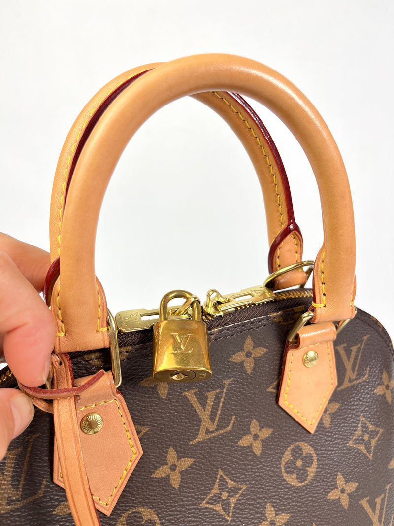 LOUIS VUITTON - ALMA BB IN MONOGRAM CANVAS - YR 2021