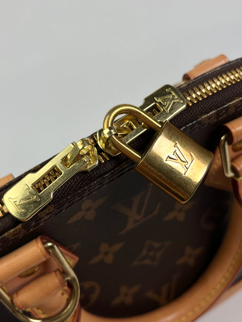 LOUIS VUITTON - ALMA BB IN MONOGRAM CANVAS - YR 2021