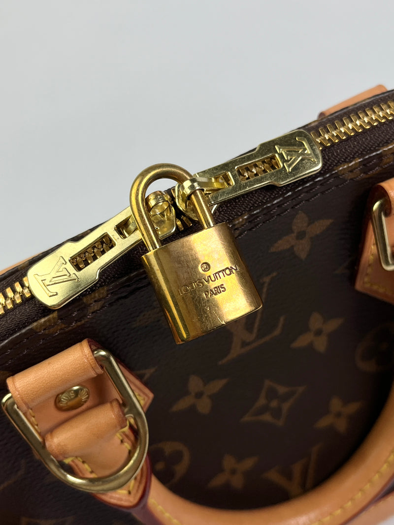 LOUIS VUITTON - ALMA BB IN MONOGRAM CANVAS - YR 2021