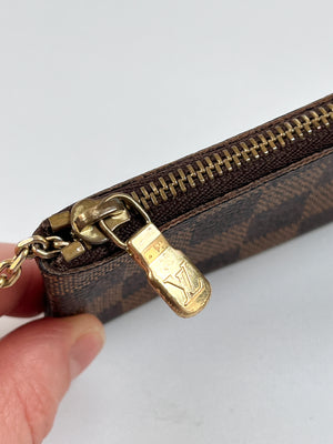 LOUIS VUITTON - KEY CLES KEY POUCH IN DAMIER EBENE CANVAS