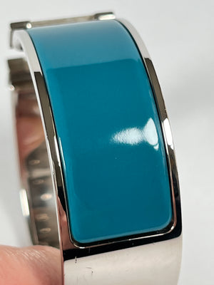 HERMES - ENAMEL WIDE CLIC CLAC H BRACELET
