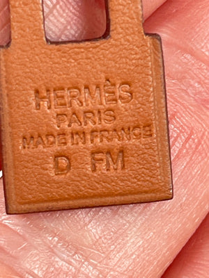 HERMES - O KELLY PENDANT NECKLACE - IN BOX
