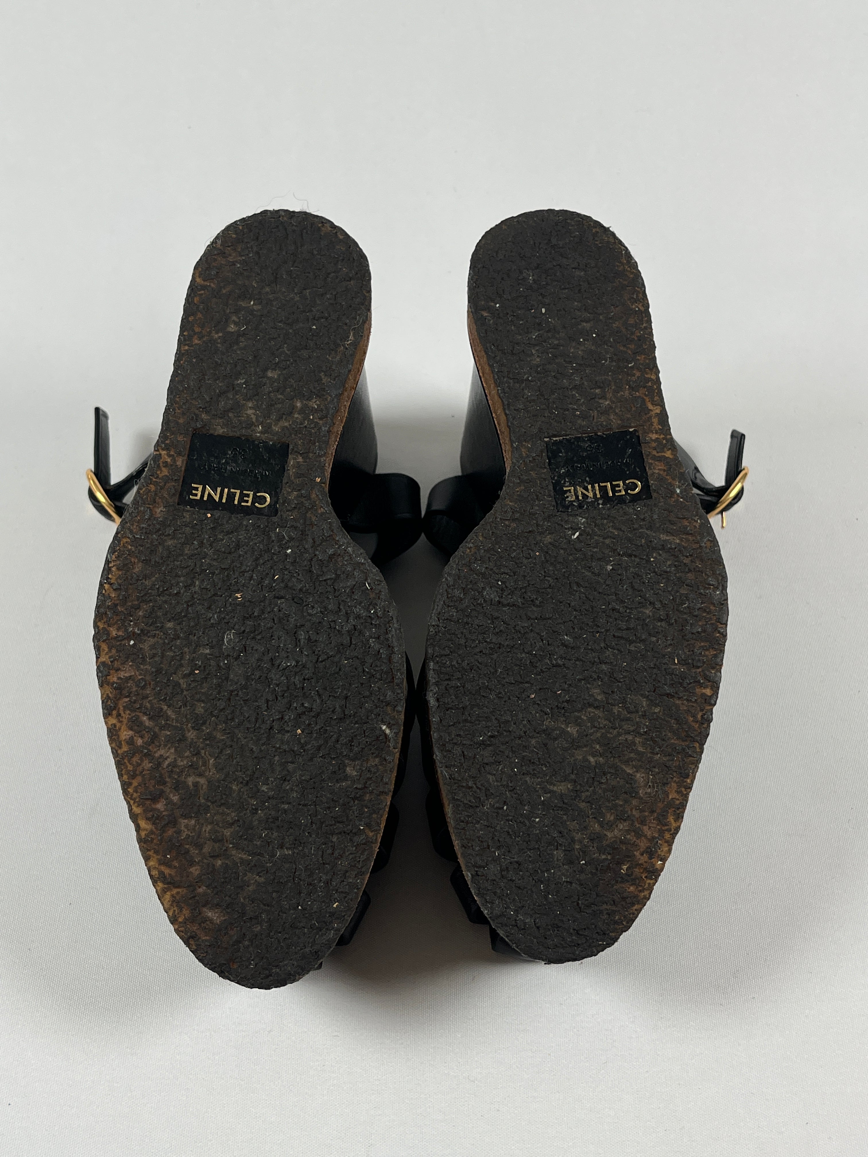 CELINE - TRIOMPHE WEDGE SANDAL IN BLACK - SZ 35 – RE.LUXE AU