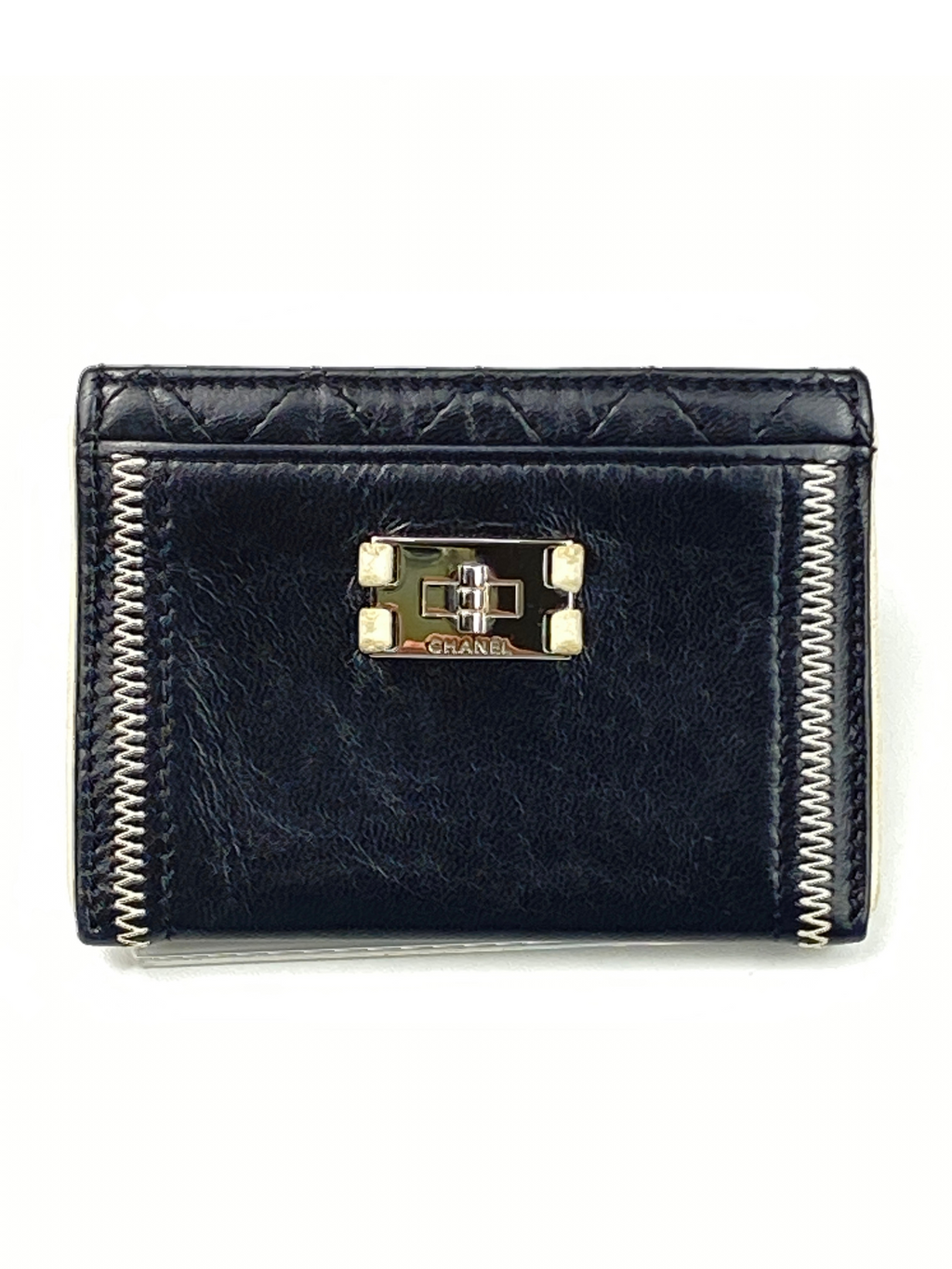 CHANEL - BLACK LEATHER 2.55 CARD HOLDER WHITE TRIM