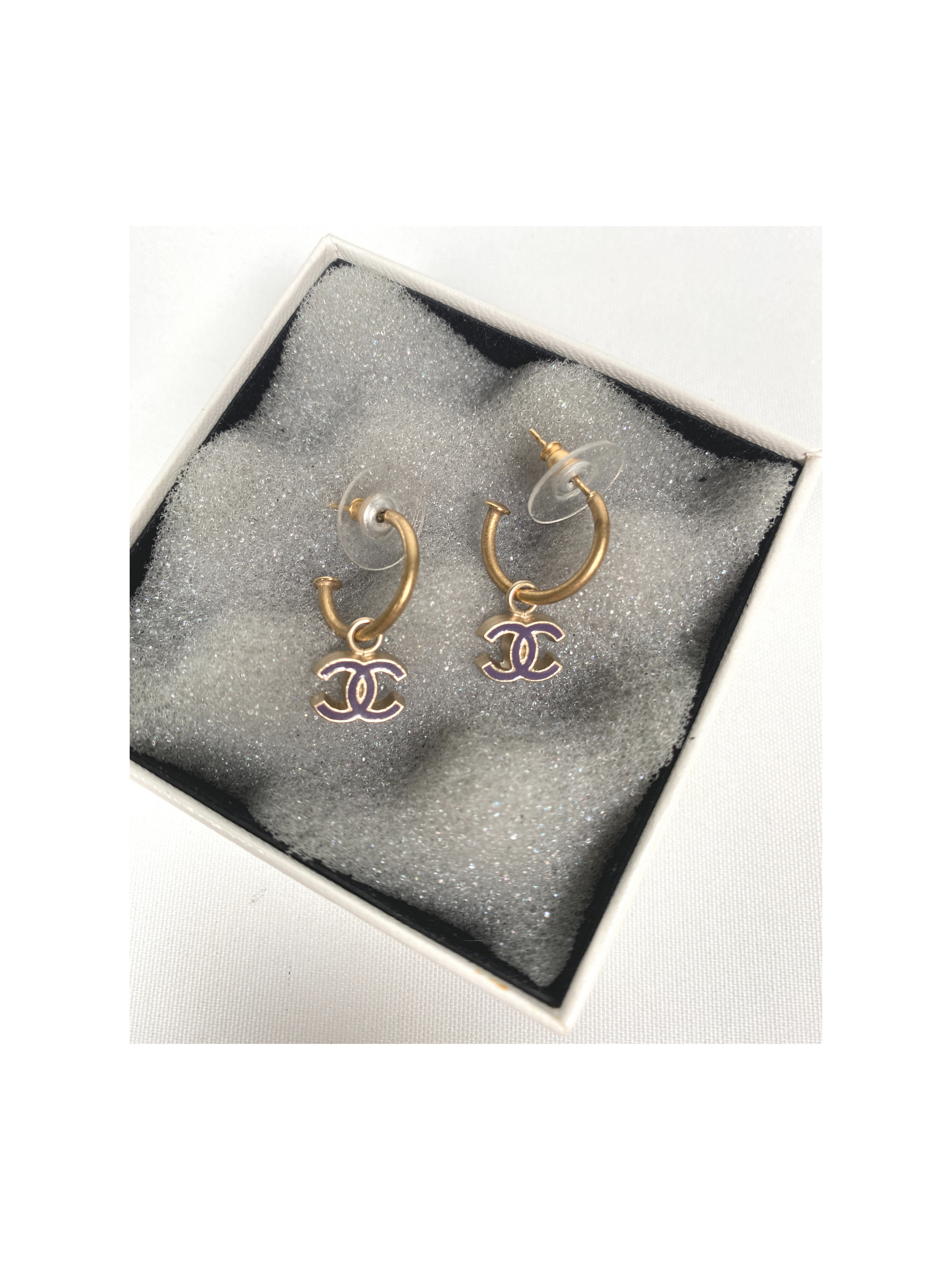 Chanel small online hoop earrings