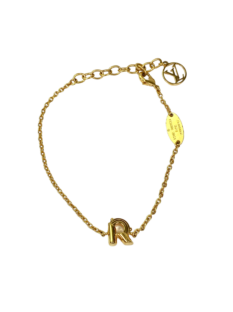 LOUIS VUITTON - LV & ME GOLD TONE BRACELET, LETTER R