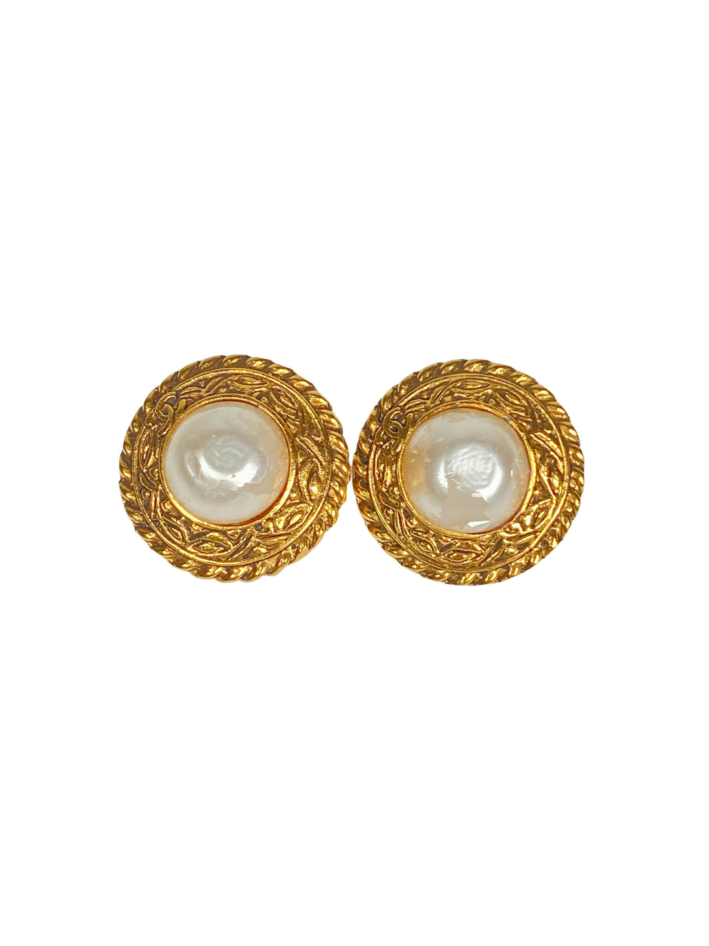 Chanel Vintage CC Gold Faux Pearl Drop Earrings c. 1990 (Clip-on)