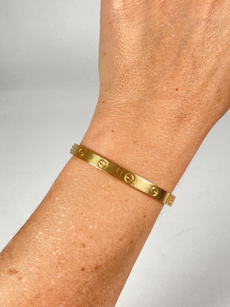 CARTIER - LOVE BRACELET IN 18K YELLOW GOLD - SZ 17