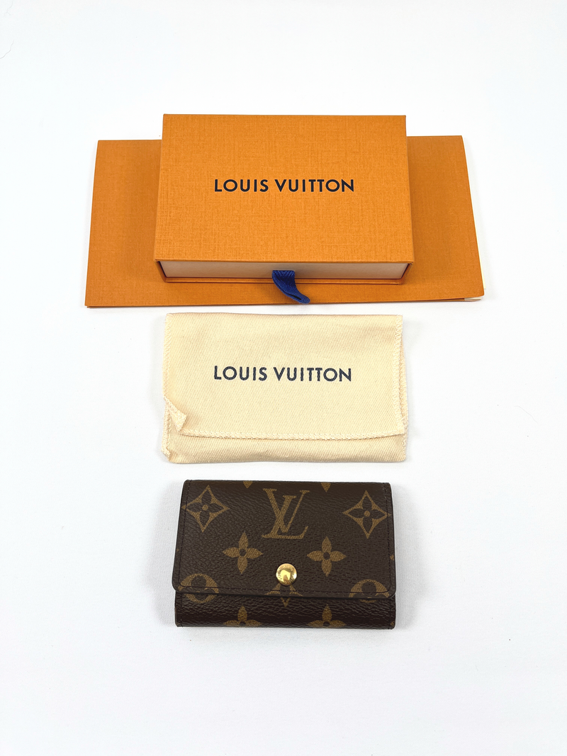 LOUIS VUITTON MULTICLES 6 KEY HOLDER MONOGRAM CANVAS RE.LUXE AU