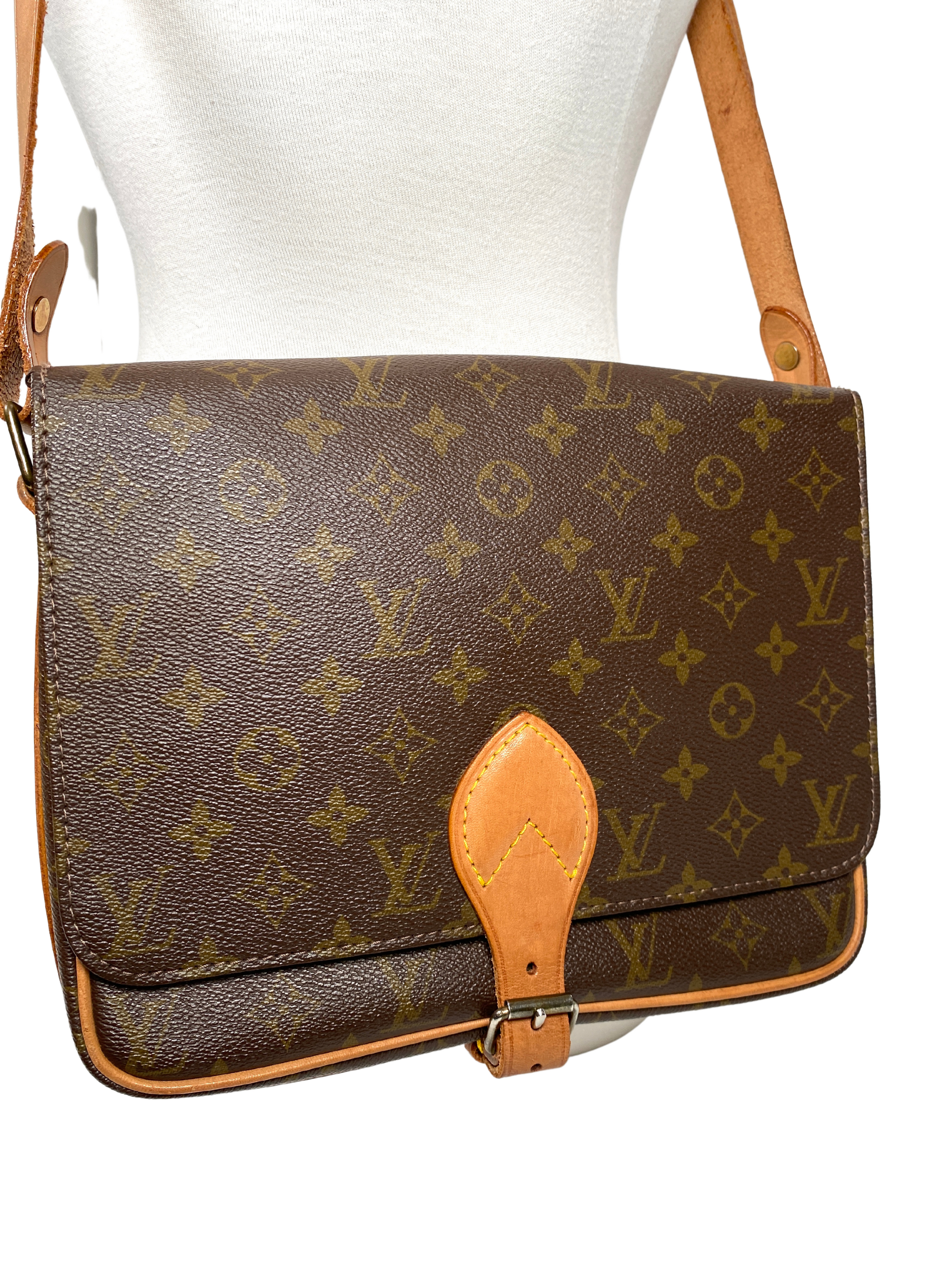 Louis Vuitton Monogram Cartouchiere GM Crossbody Flap Bag Cult Sierre  552lvs611
