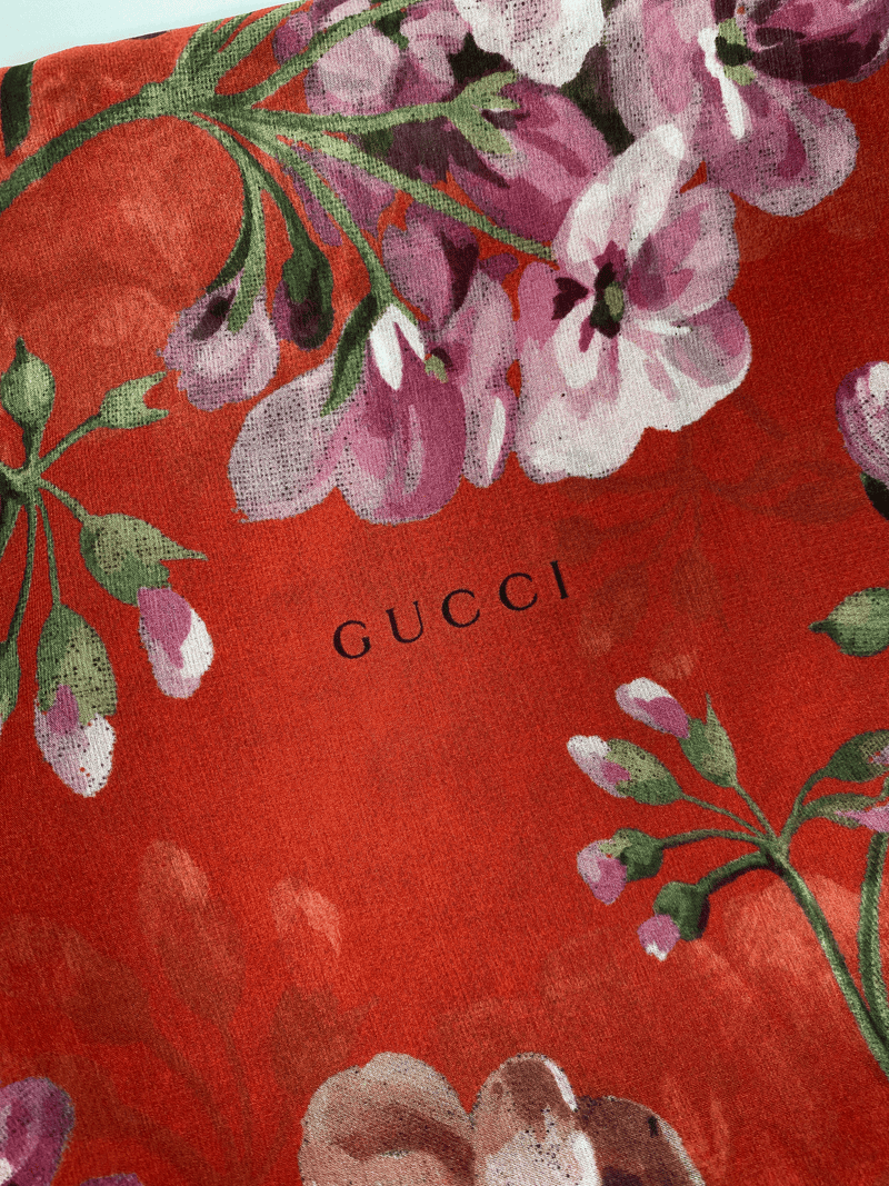 GUCCI - RED GERANIUM PRINT GEORGETTE SILK SCARF - NEW WITH TAGS