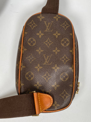 LOUIS VUITTON - MONOGRAM POCHETTE GANGE - YEAR 2001