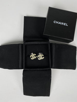 CHANEL - PURPLE ENAMEL XS CC CHARM HOOPS - VINTAGE