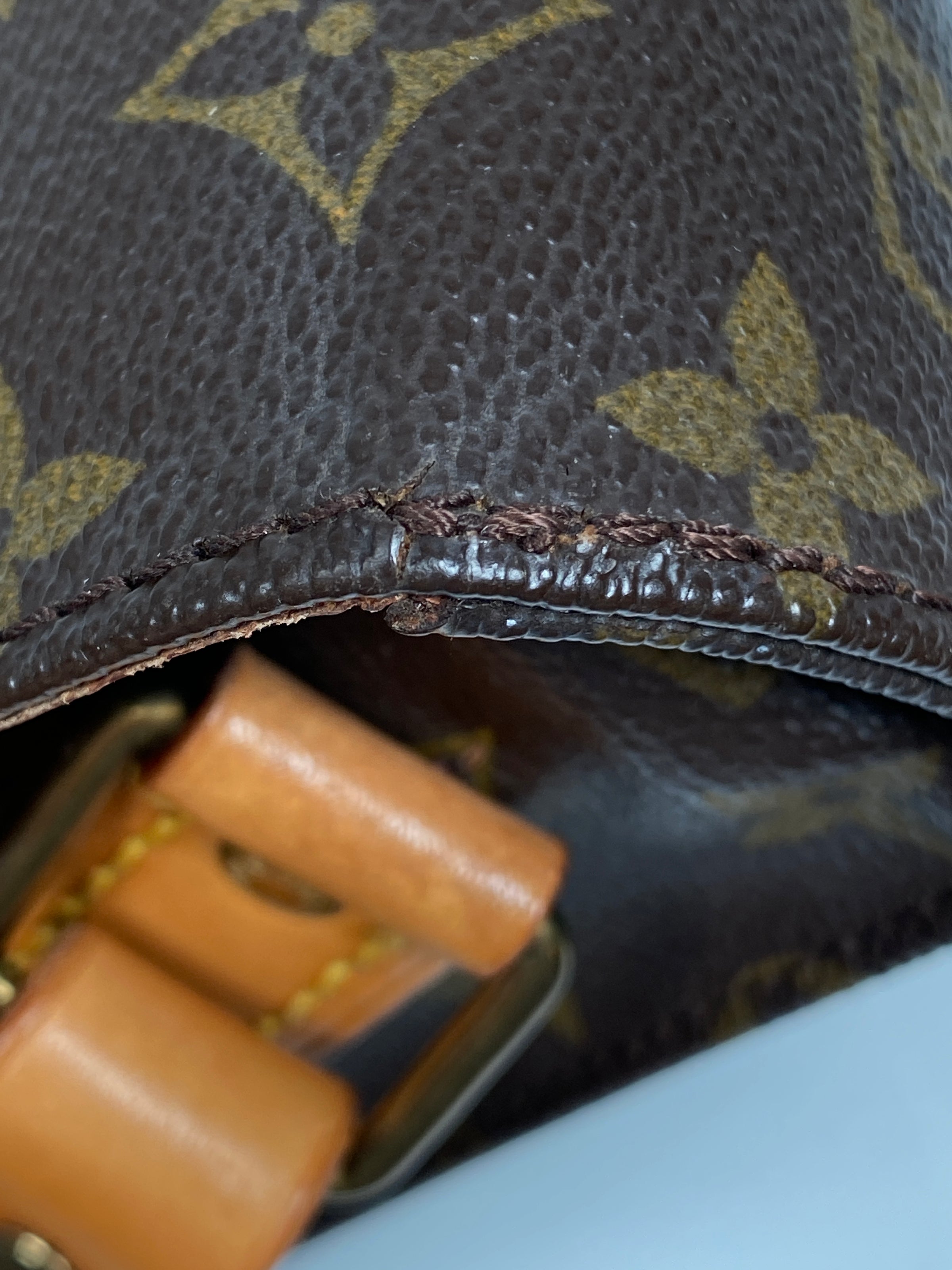 Louis Vuitton Monogram Cartouchiere MM Crossbody Bag 0lv38