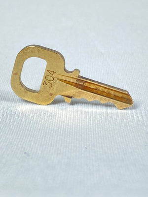 LOUIS VUITTON - PADLOCK & KEY SET #304
