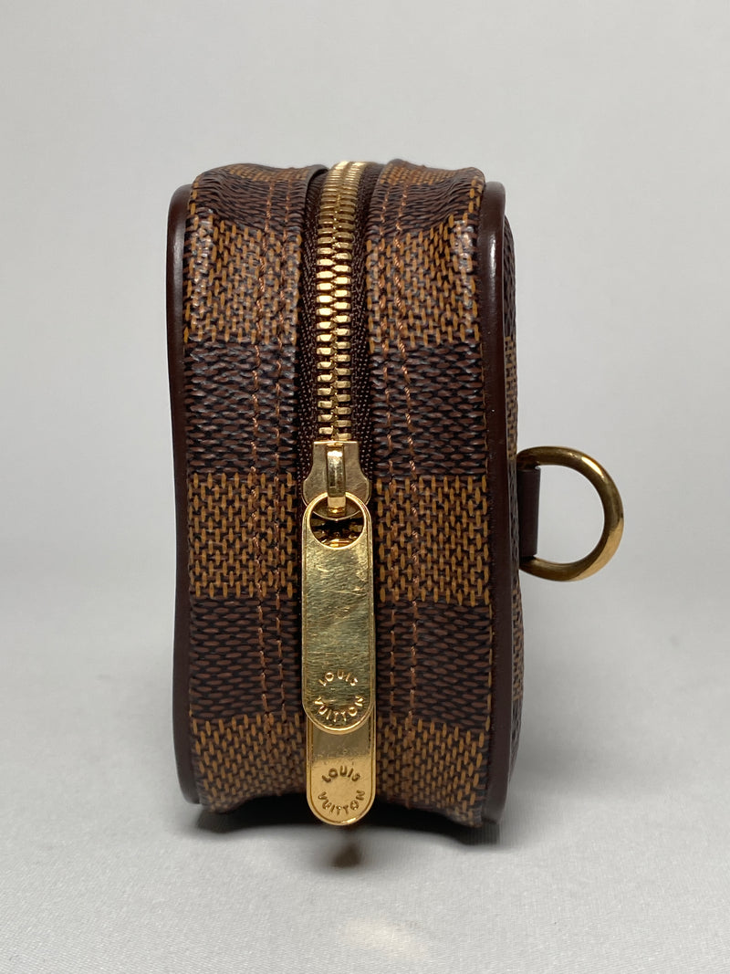 LOUIS VUITTON - OKAPI ETUI DAMIER EBENE GM POUCH *RARE*