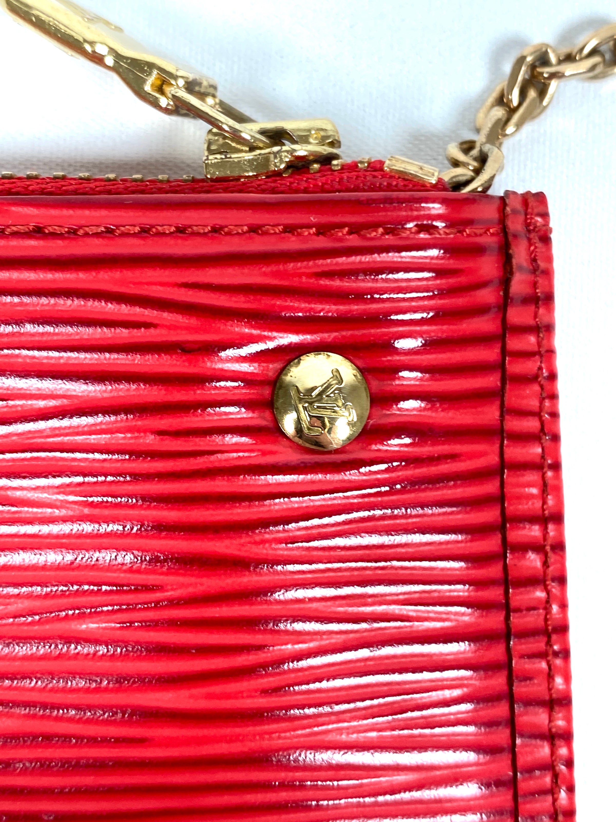 Louis Vuitton Key Pouch Cles - Red EPI Leather