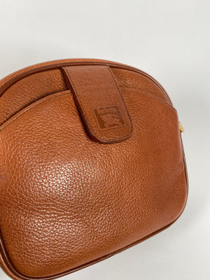 BURBERRY - TAN PEBBLED LEATHER CROSS BODY BAG - VINTAGE