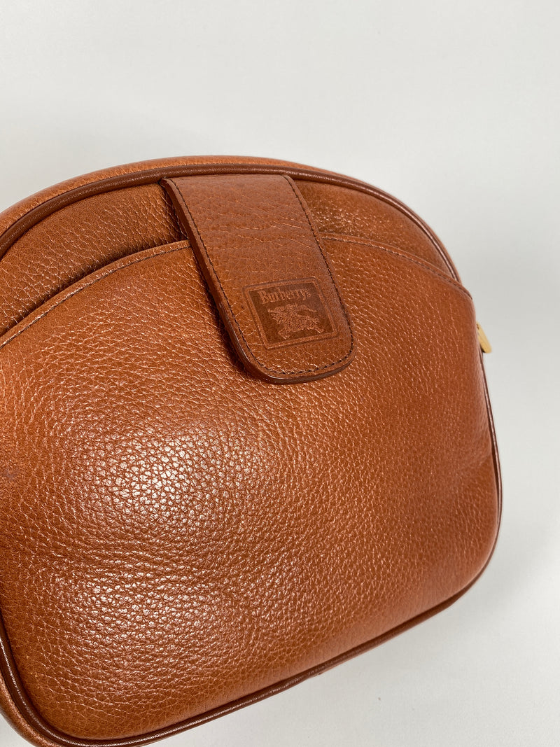 BURBERRY - TAN PEBBLED LEATHER CROSS BODY BAG - VINTAGE