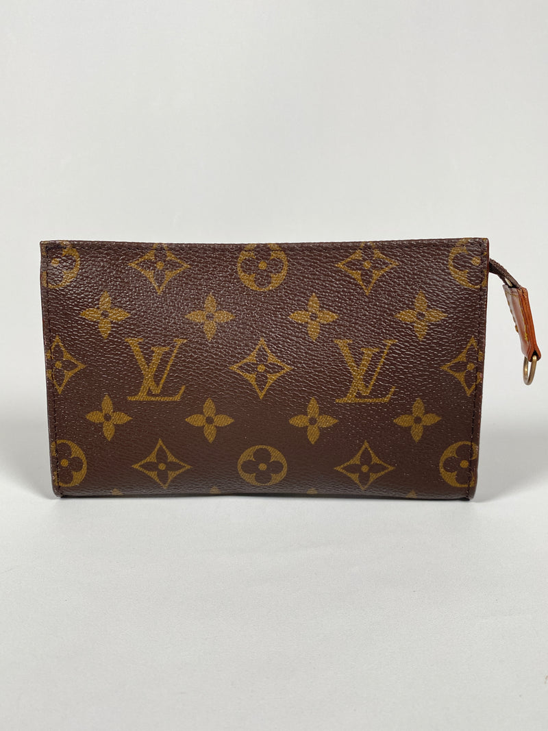LOUIS VUITTON - BUCKET POUCH MONOGRAM CANVAS