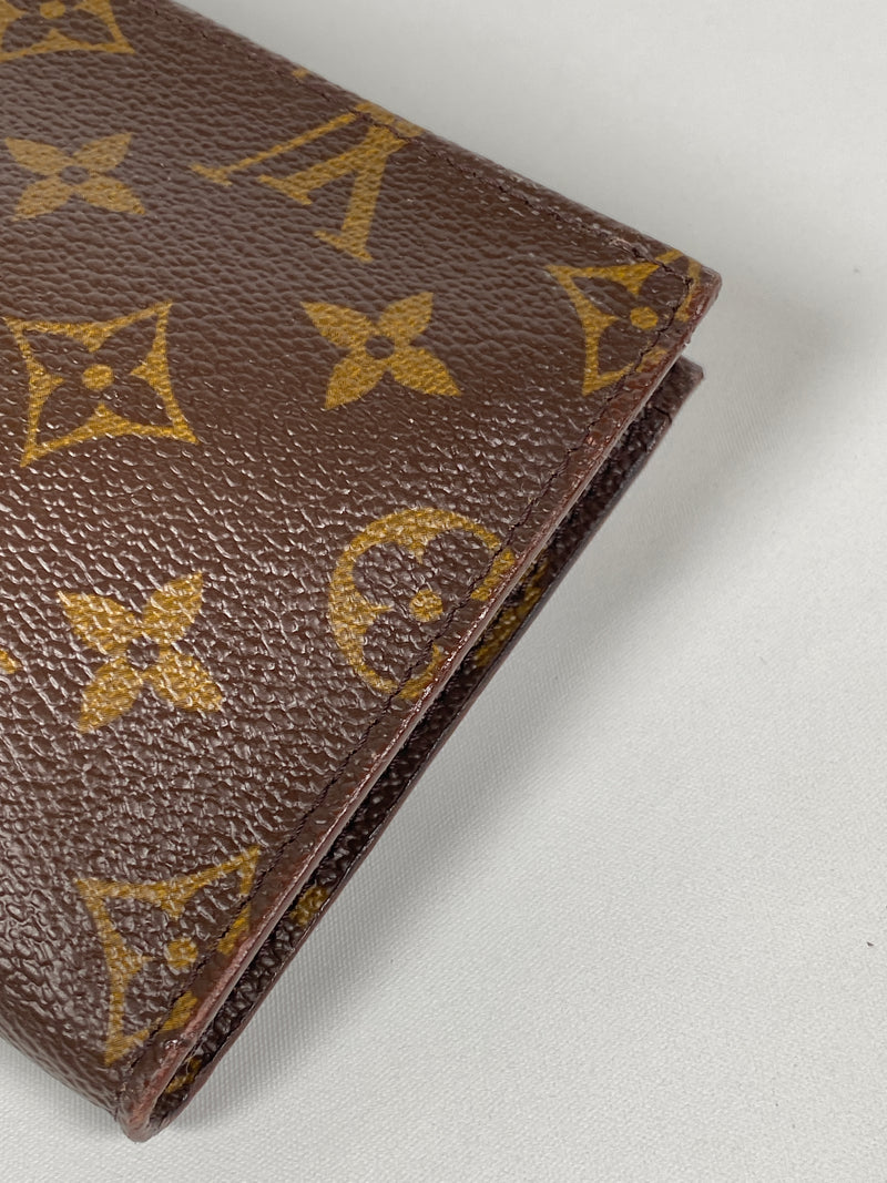 LOUIS VUITTON - BUCKET POUCH MONOGRAM CANVAS