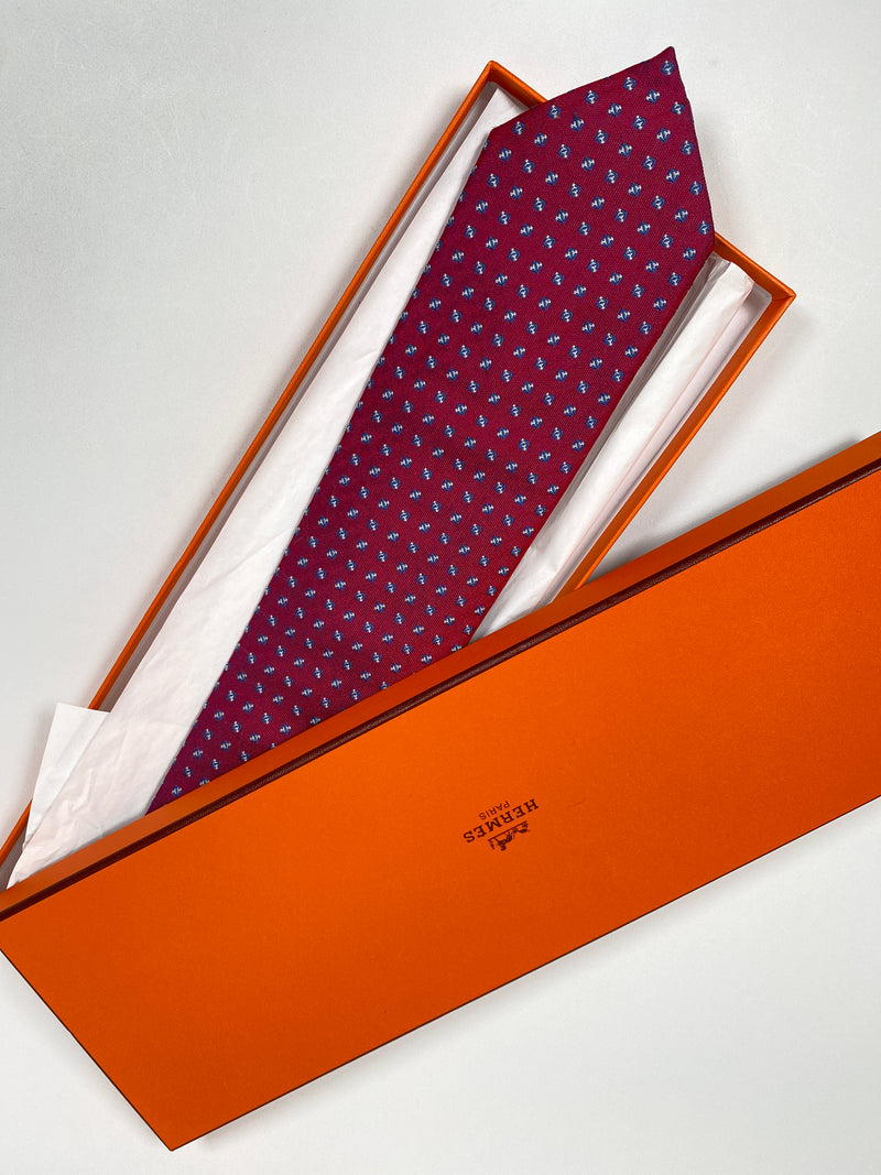 HERMES - BURGUNDY SILK TWILL MENS NECK TIE - WITH BOX