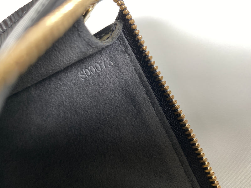 LOUIS VUITTON - POCHETTE ACCESSORIES IN NOIR EPI LEATHER