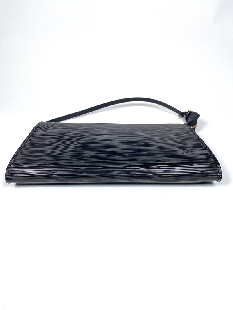 LOUIS VUITTON - POCHETTE ACCESSORIES IN NOIR EPI LEATHER
