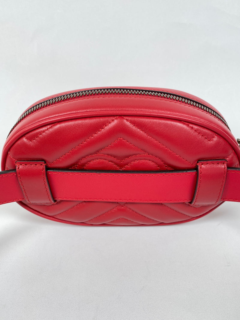 GUCCI - GG MARMONT RED MATELASSE BELT BAG - NEW