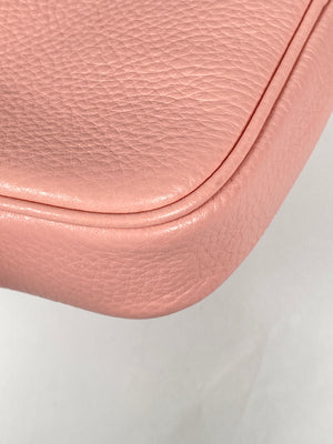 COACH - CROSSBODY POUCH IN PEBBLED PINK LEATHER - NEW