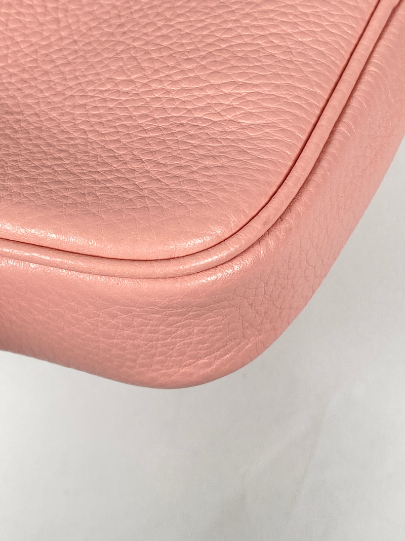 COACH - CROSSBODY POUCH IN PEBBLED PINK LEATHER - NEW