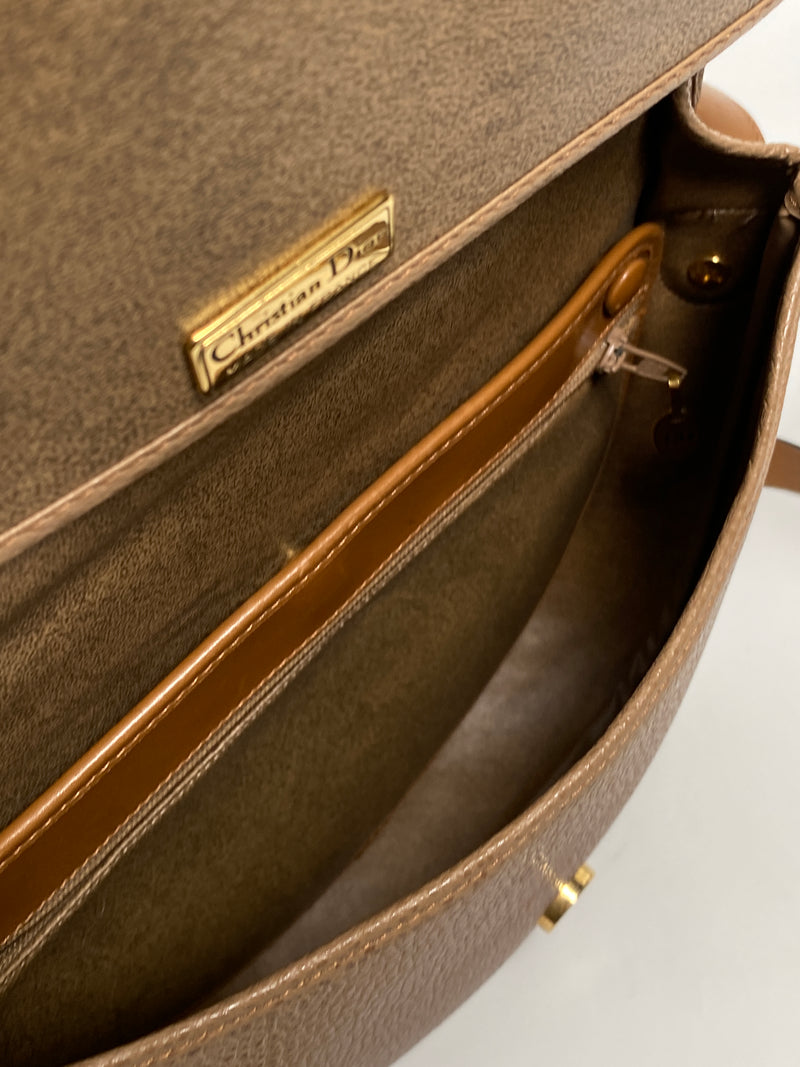 CHRISTIAN DIOR - VINTAGE PEBBLED LEATHER CROSS BODY BAG