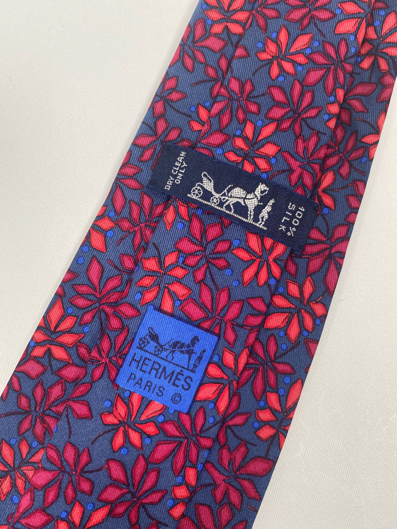 HERMES - BLUE, ORANGE & RED GEO PATTERN 100% SILK TWILL NECK TIE