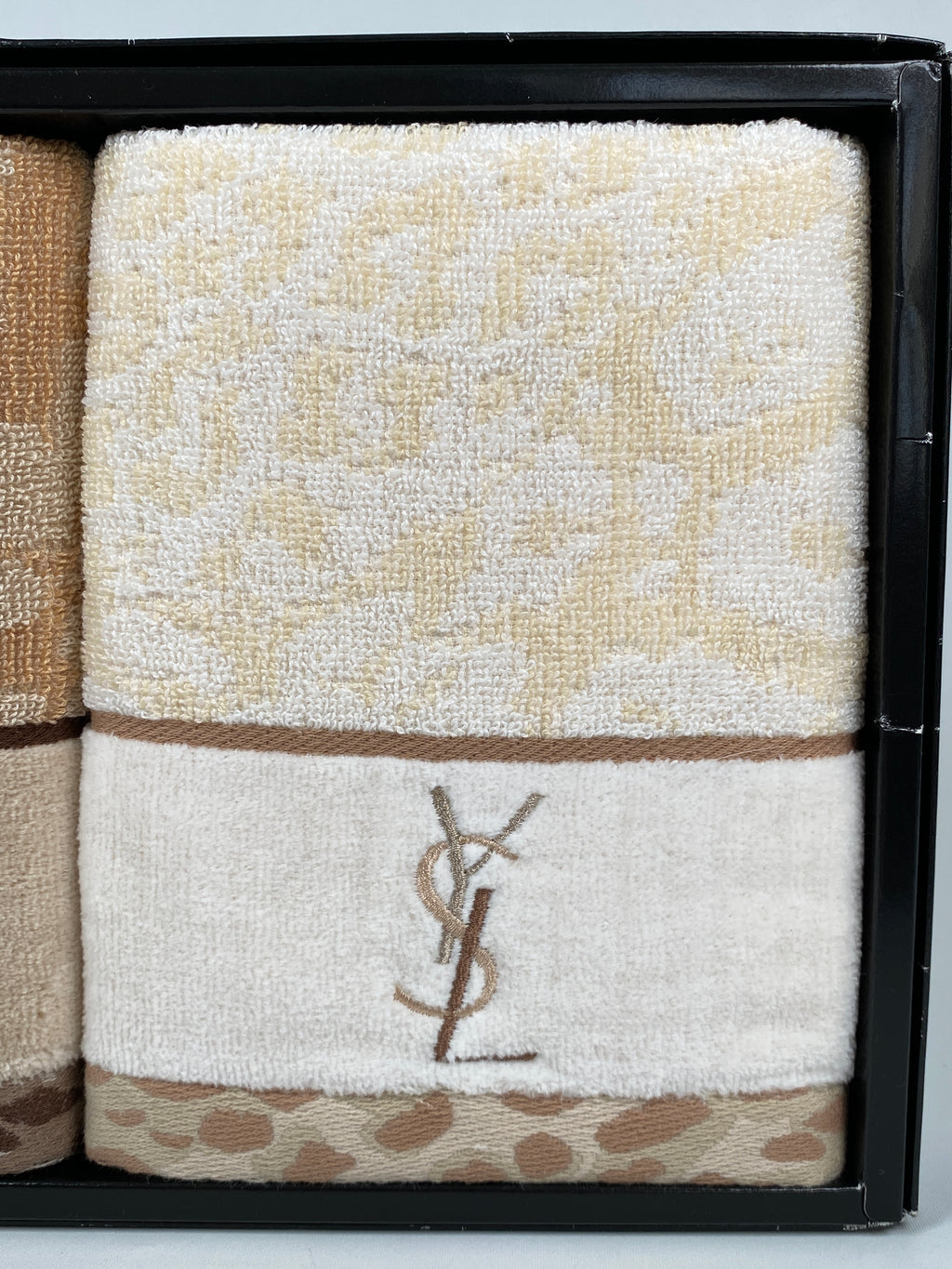 YSL YVES SAINT LAURENT - ANIMAL PRINT HAND TOWEL SET