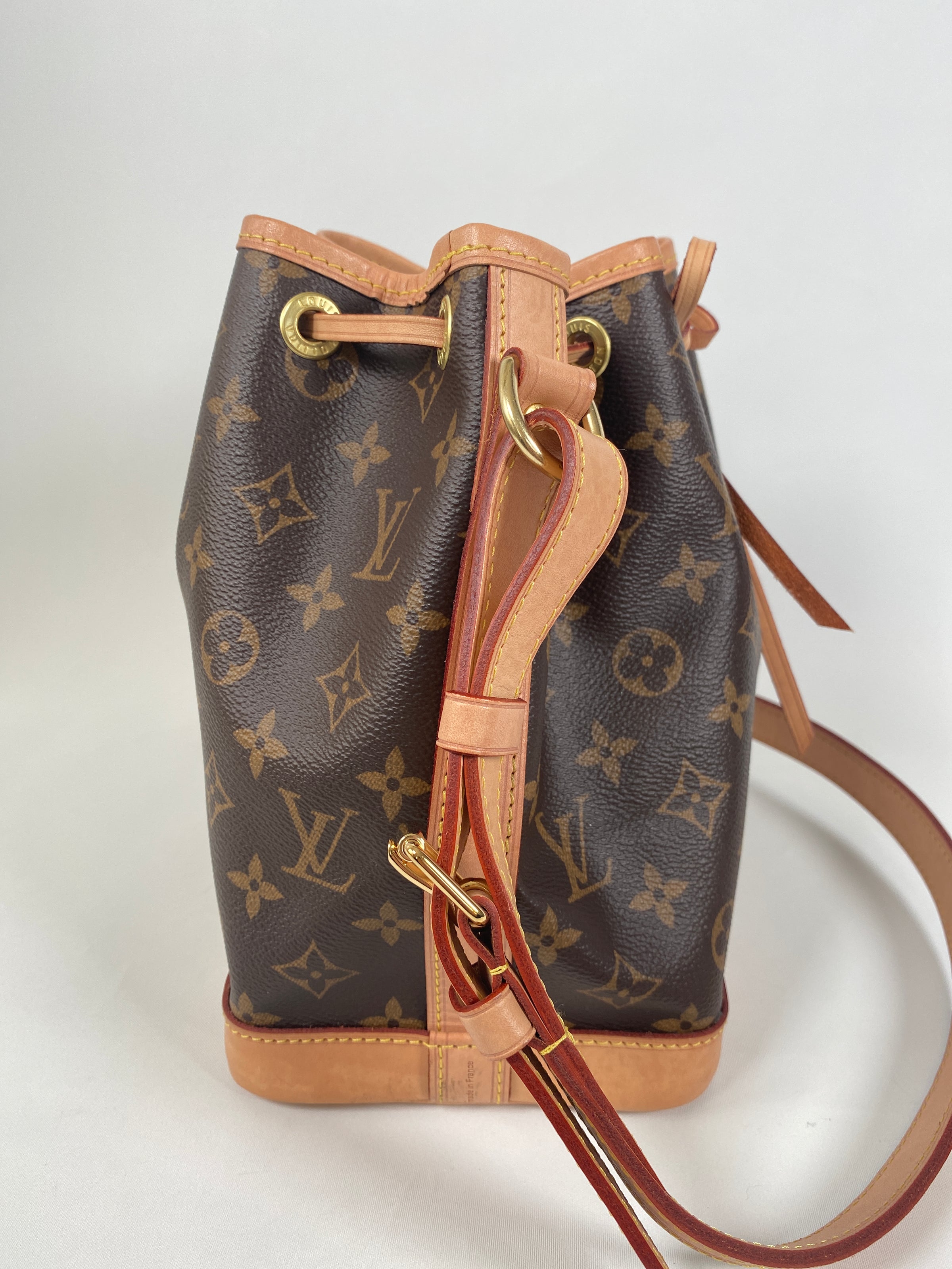 LOUIS VUITTON Babylone Chain BB On sale Website search for XS1203 Free  shipping worldwide #sheerroom #louisvuitton #authentic