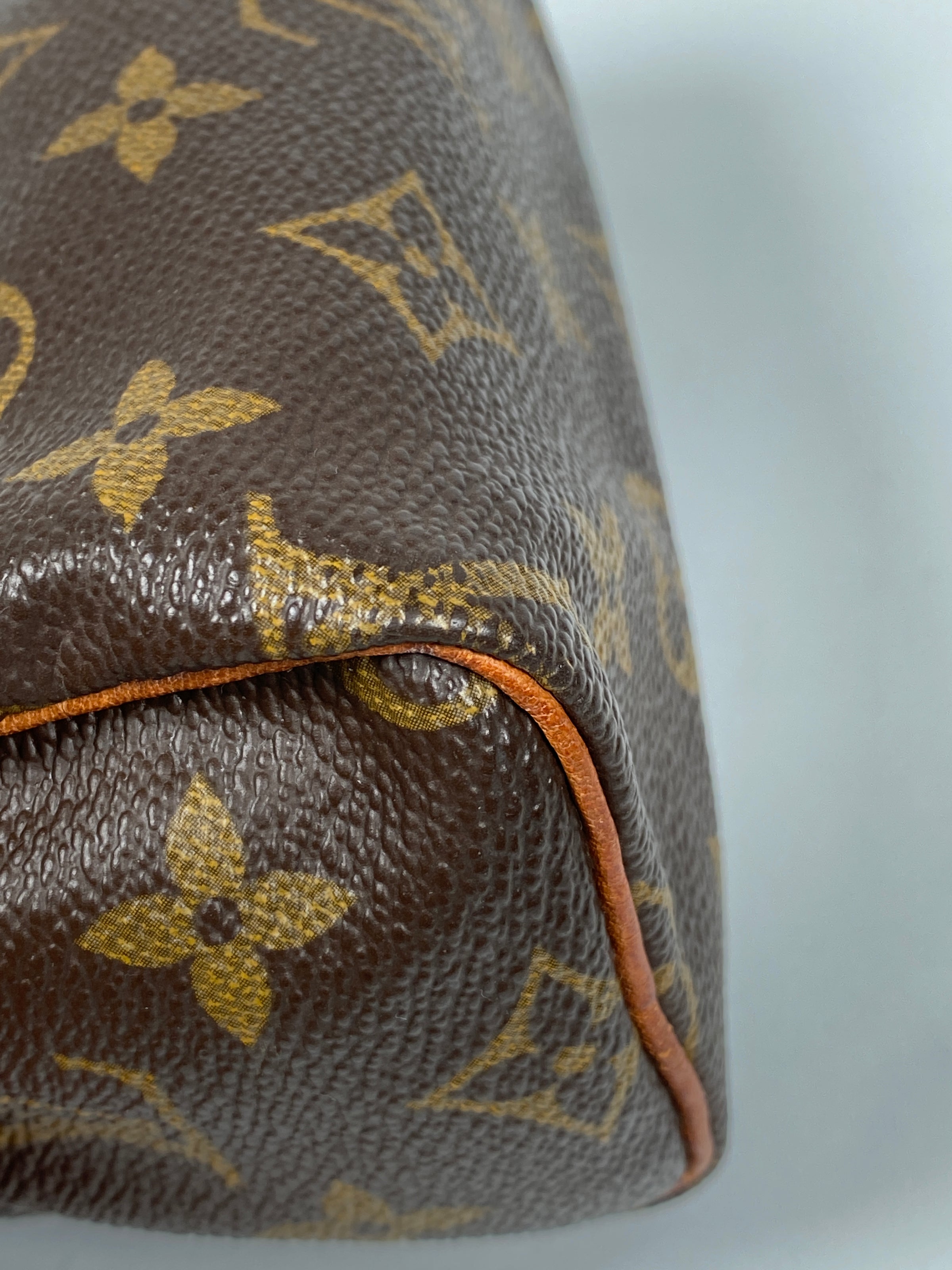 Louis Vuitton Brown Monogram Vintage Mini HL Speedy at 1stDibs  louis  vuitton mini hl speedy bag, vintage louis vuitton speedy, vintage louis  vuitton mini speedy