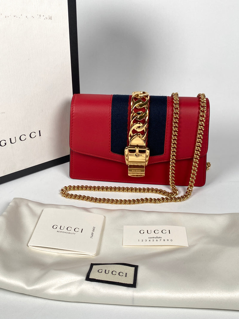 GUCCI - MINI SYLVIE LEATHER CHAIN BAG IN RED