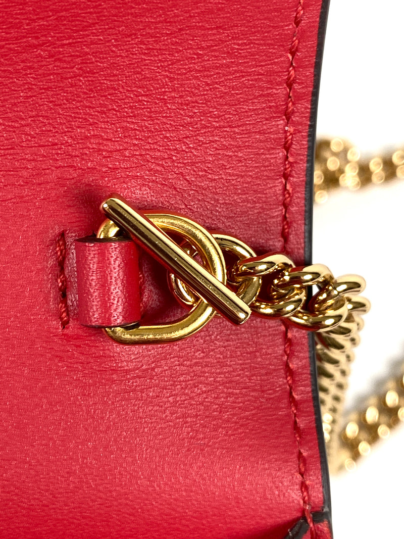 GUCCI - MINI SYLVIE LEATHER CHAIN BAG IN RED
