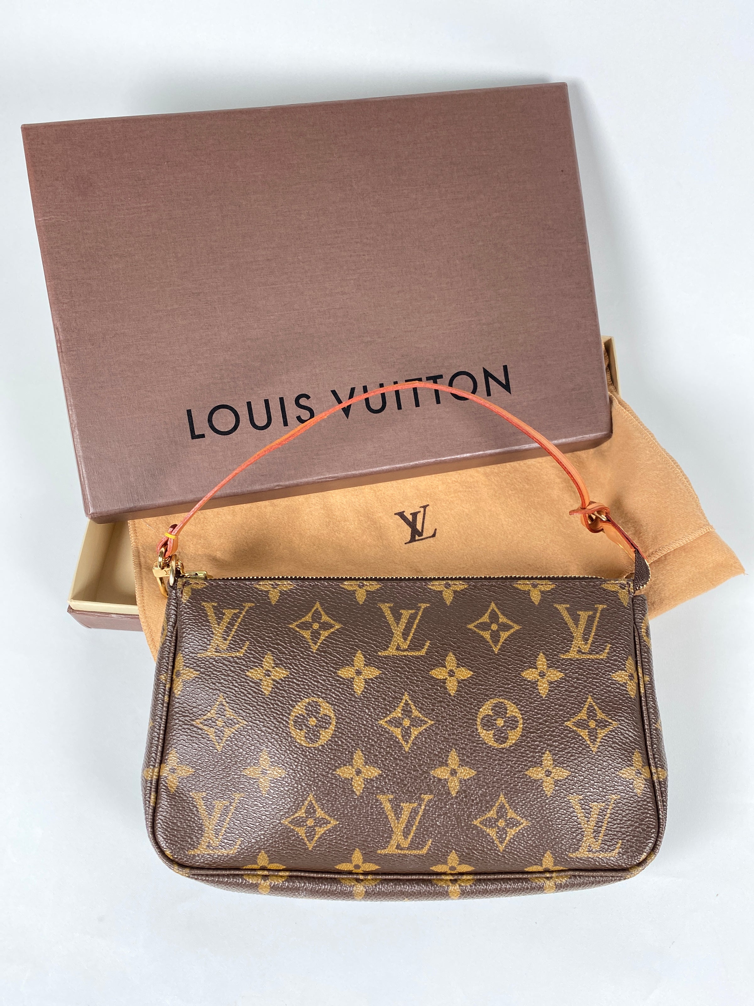 Louis Vuitton - Multi Pochette Accessoires - Khaki - Monogram Canvas - Women - Luxury